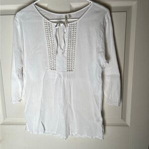 Grand & Green white embroidered tunic size medium